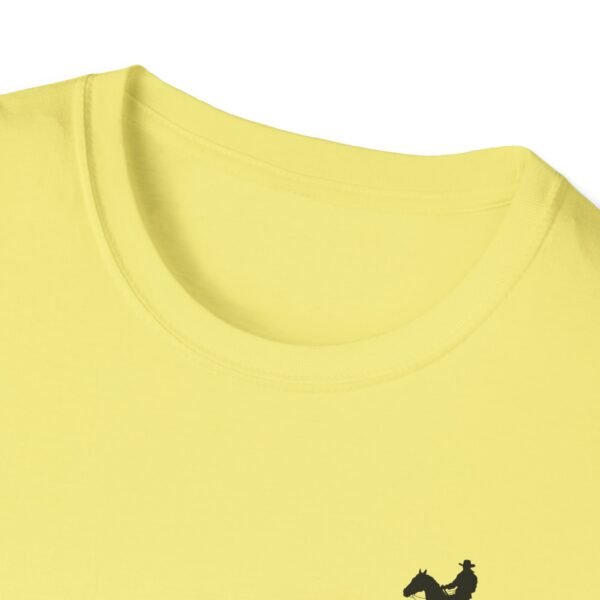 Men's horse riding into sunset Softstyle T-Shirt - Image 21